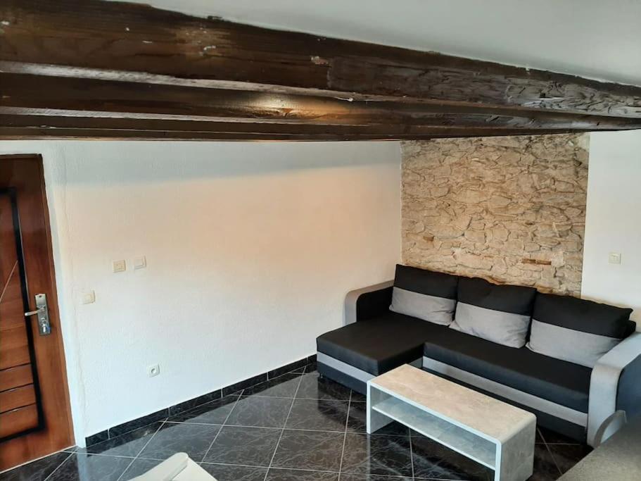 Apartamento T3 Hyper-Centre Au Calme Tout Equipe Parking Prive Castres  Exterior foto